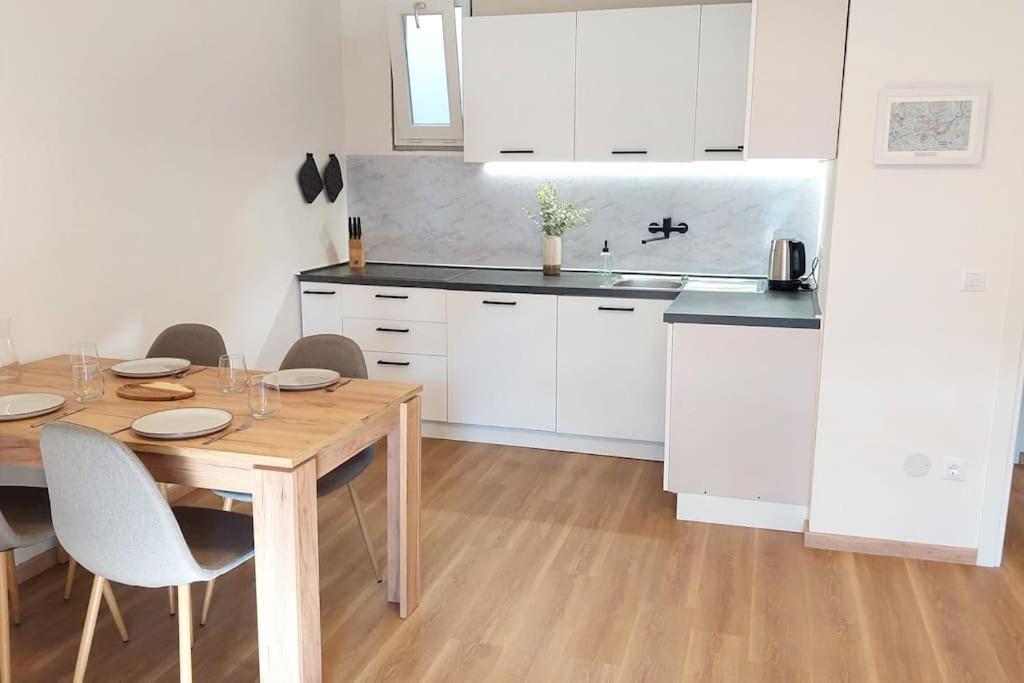 Renovated Flat Close To The Centre Merano Exterior foto